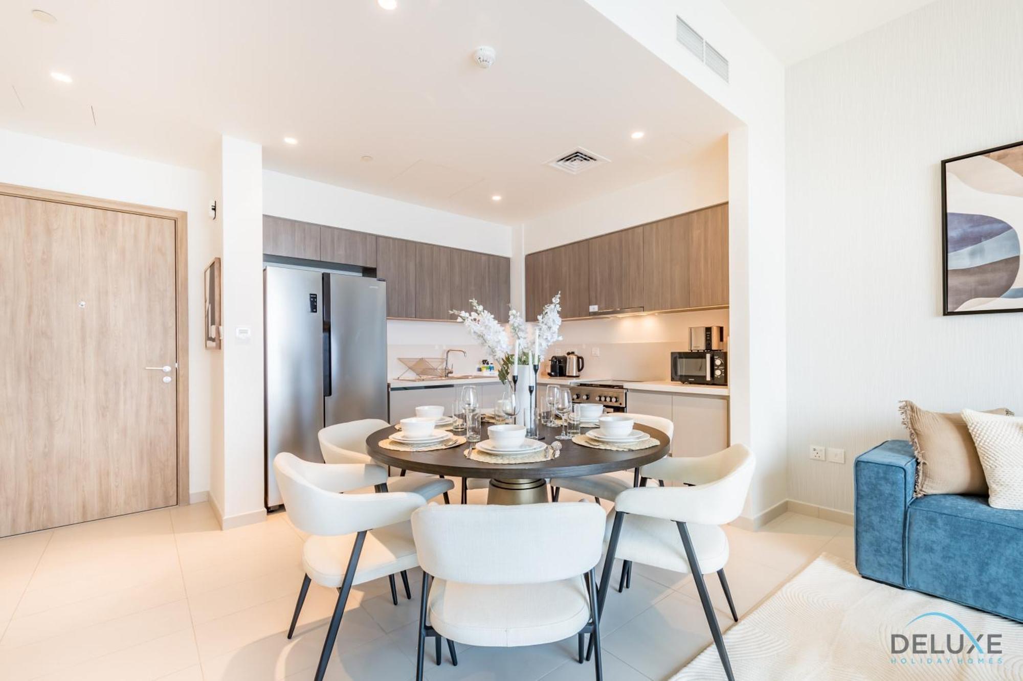 Captivating 2br In Park Ridge Tower C , Hills Estate By Deluxe Homes Apartment