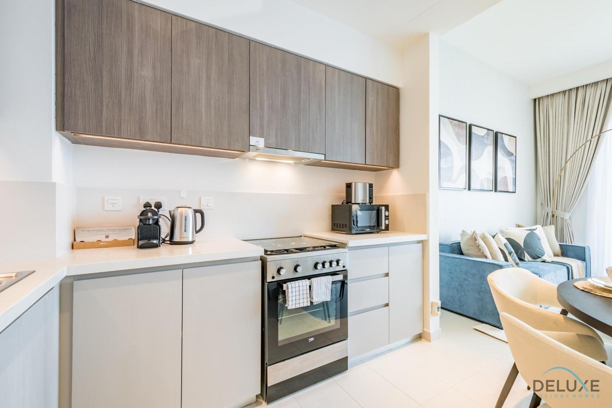 Captivating 2br In Park Ridge Tower C , Hills Estate By Deluxe Homes