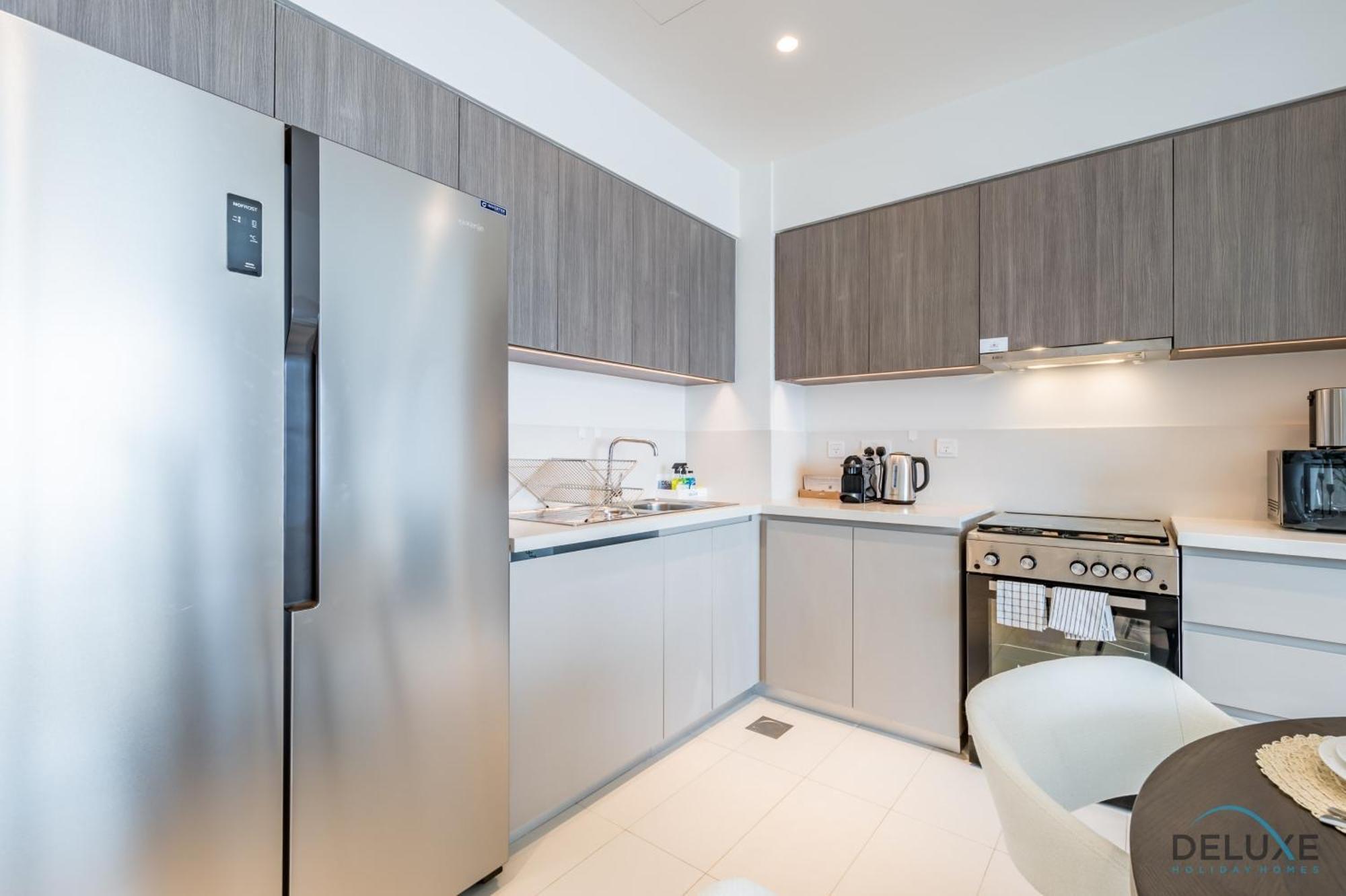 Captivating 2br In Park Ridge Tower C , Hills Estate By Deluxe Homes *