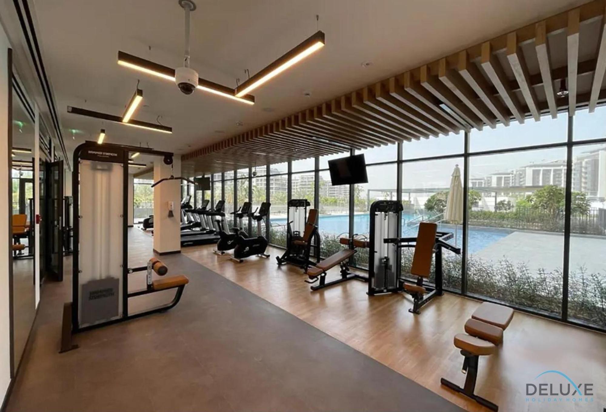 Captivating 2br In Park Ridge Tower C , Hills Estate By Deluxe Homes Apartment