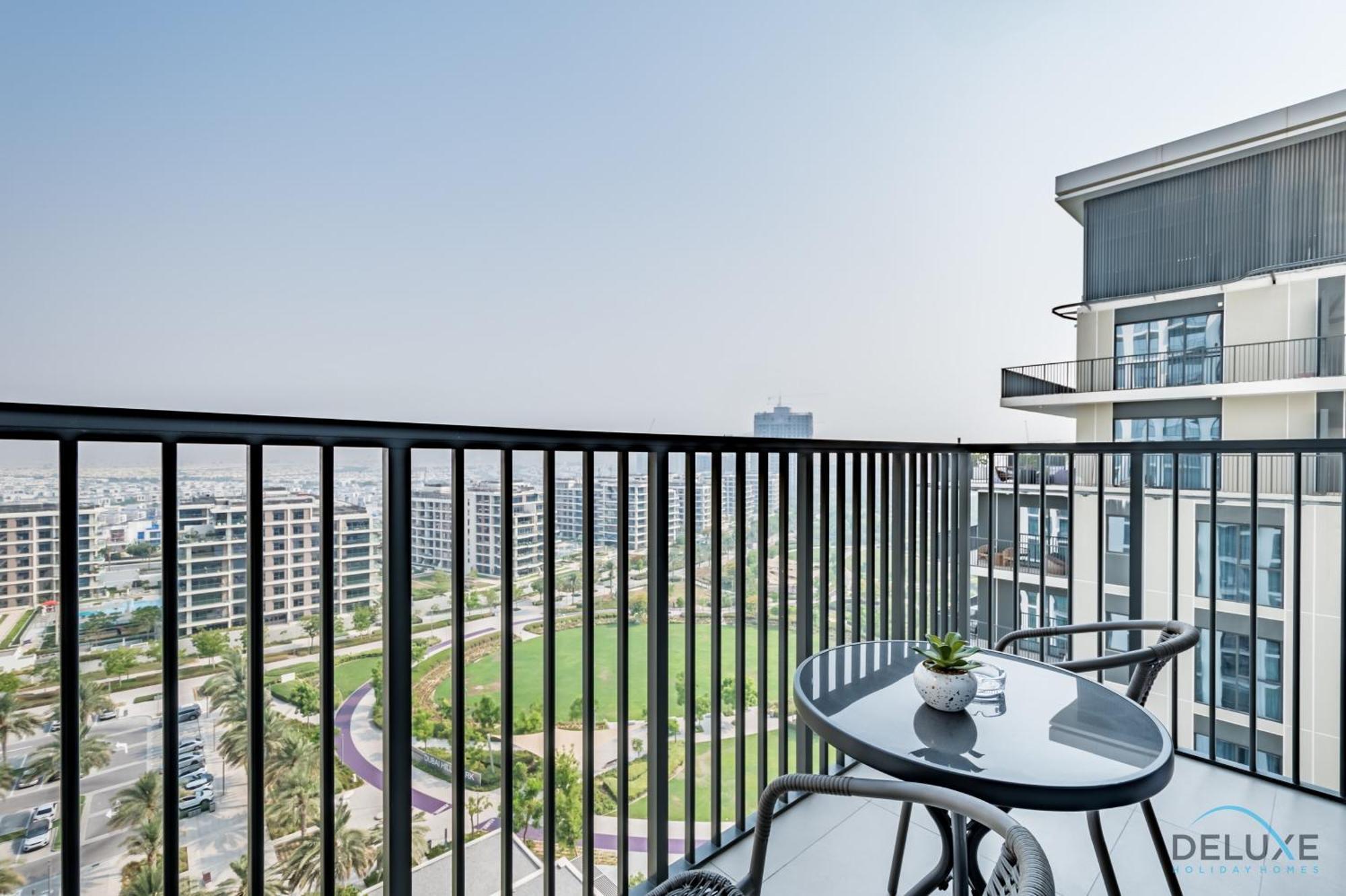 Captivating 2br In Park Ridge Tower C , Hills Estate By Deluxe Homes